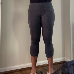 Lululemon train times crop